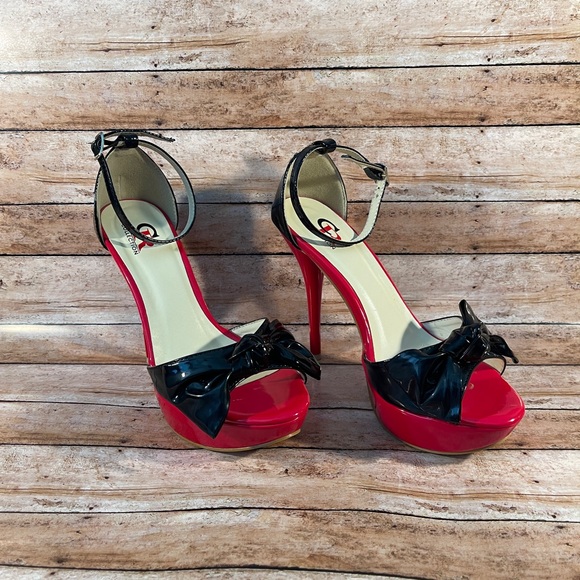 CR Collection Red and Black Bowtie Stilettos - Picture 1 of 9